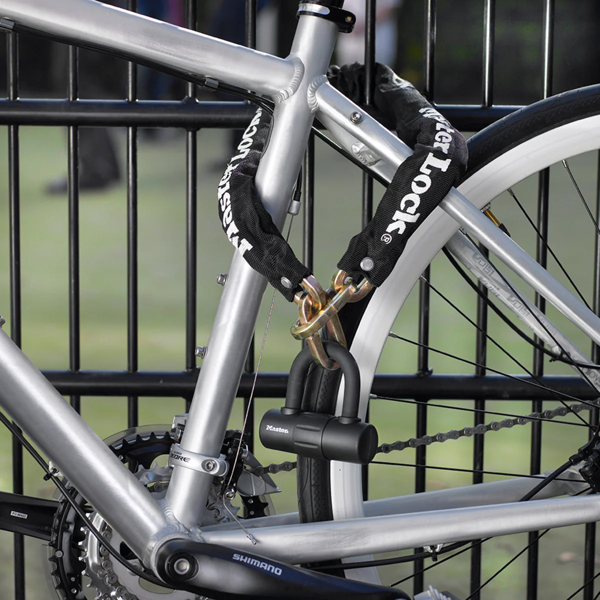 Hardened Steel Bike Lock Chain with Mini U–Lock, 3 ft x 10 mm - Image 3