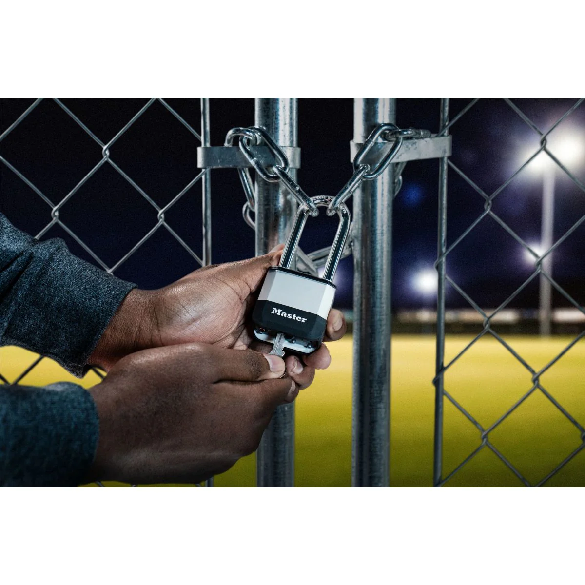 Master Lock Elite™ Heavy Duty Lock with Hardened Boron Steel Shackle, 2 in. wide - Image 11